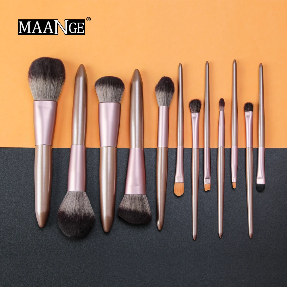 

MAANGE 12 Pcs Professional Makeup Brush Set Foundation Powder Blending Eyeshadow Blush Make Up Brush Cosmetic Tool Kit Maquiagem