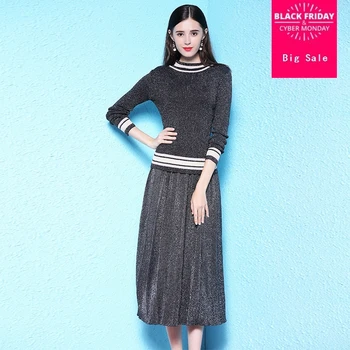 2020 new arrival fashion brand Women's small fragrance Bright silk tops + long draped skirt Two-piece shiny sets wq228 dropship
2020 new arrival fashion brand Women's small fragrance Bright silk tops + long draped skirt Two-piece shiny sets wq228 dropship