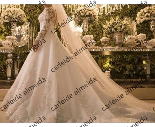 conew_copy_of_sheer_neck_sexy_back_sleeveless_ball_gown_wedding_dress_with_lace_appliques_pearls_decoration_1506328980854_1