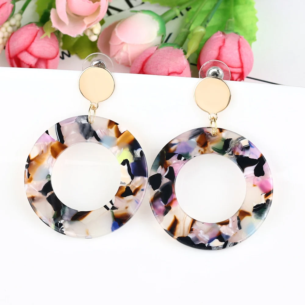 2019 Fashion Tortoiseshell Circle Drop Earrings Resin Acetic Acid Material Broken pattern Printed Elegant Women's Party Jewelry
2019 Fashion Tortoiseshell Circle Drop Earrings Resin Acetic Acid Material Broken pattern Printed Elegant Women's Party Jewelry