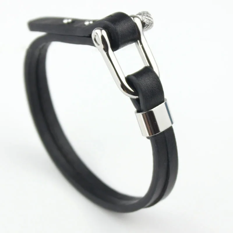 New length 19.5-20.0cm stainless steel screw lock buckle genuine leather bracelets Bangles in black and brown for men or women
New length 19.5-20.0cm stainless steel screw lock buckle genuine leather bracelets Bangles in black and brown for men or women