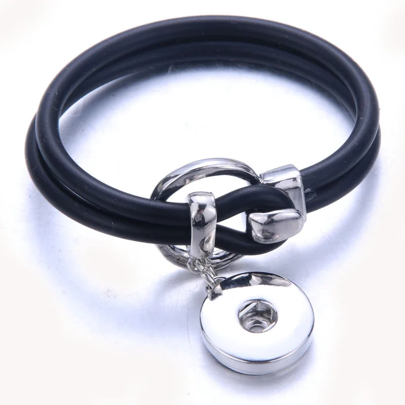 New Beauty Black Rubber Simple Buckle Snap Bracelet 20cm fit DIY 18MM Snap Buttons Snaps Jewelry wholesale Gift 0967
New Beauty Black Rubber Simple Buckle Snap Bracelet 20cm fit DIY 18MM Snap Buttons Snaps Jewelry wholesale Gift 0967
