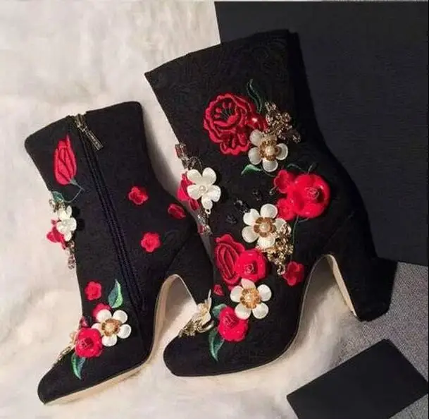 

Autumn Super Hot Embroidery Flowers Women Pointy Toe Ankle Boots Multicolor Appliques Ladies Chunky Heel Boots Size 41