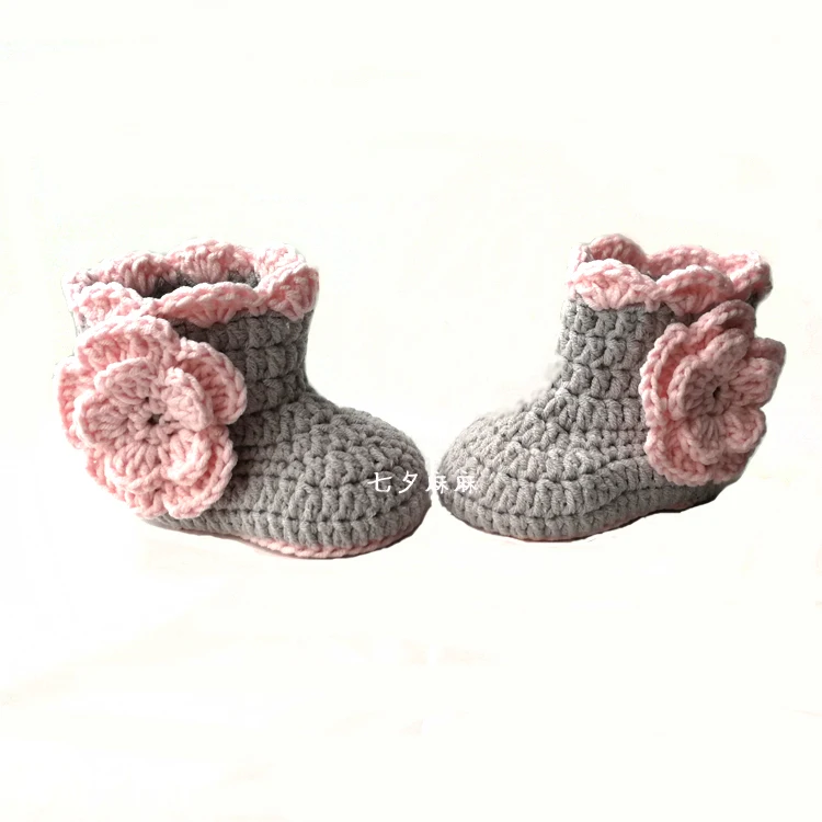 Handmade Crochet Products, Baby Wool Shoes, Baby Warm Shoes, Big Flowers And Short Boots, Princess Bao Baoxie.
Handmade Crochet Products, Baby Wool Shoes, Baby Warm Shoes, Big Flowers And Short Boots, Princess Bao Baoxie.