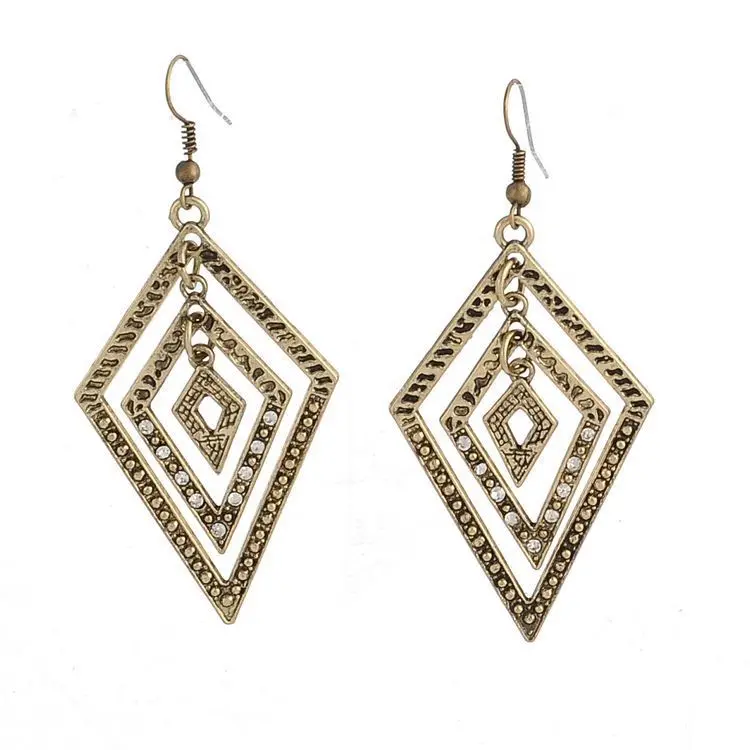 wholesale Europe and the United States sell like hot cakes do old set auger diamond triangle exaggerated alloy earrings
wholesale Europe and the United States sell like hot cakes do old set auger diamond triangle exaggerated alloy earrings