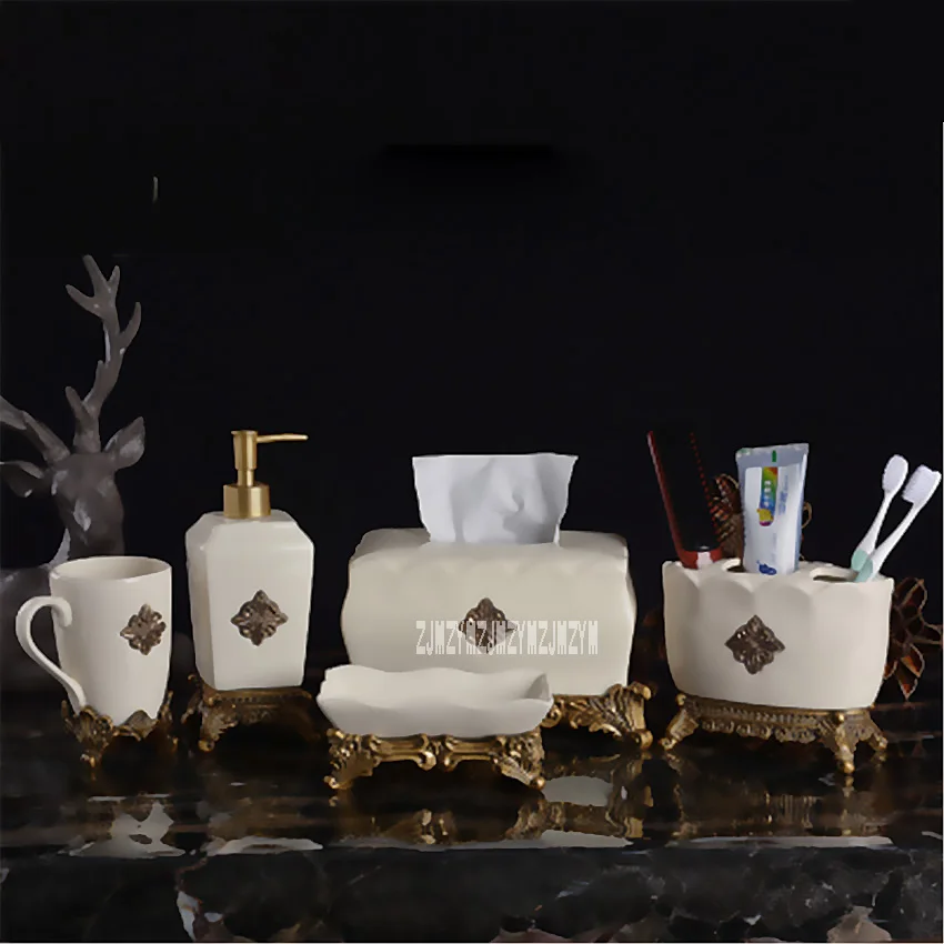 New Arrival European Ceramic Bathroom Five-piece Bathroom Supplies Kit Creative Brush Cups Mouthwash Cup Bathroom Wash Sets Hot
New Arrival European Ceramic Bathroom Five-piece Bathroom Supplies Kit Creative Brush Cups Mouthwash Cup Bathroom Wash Sets Hot