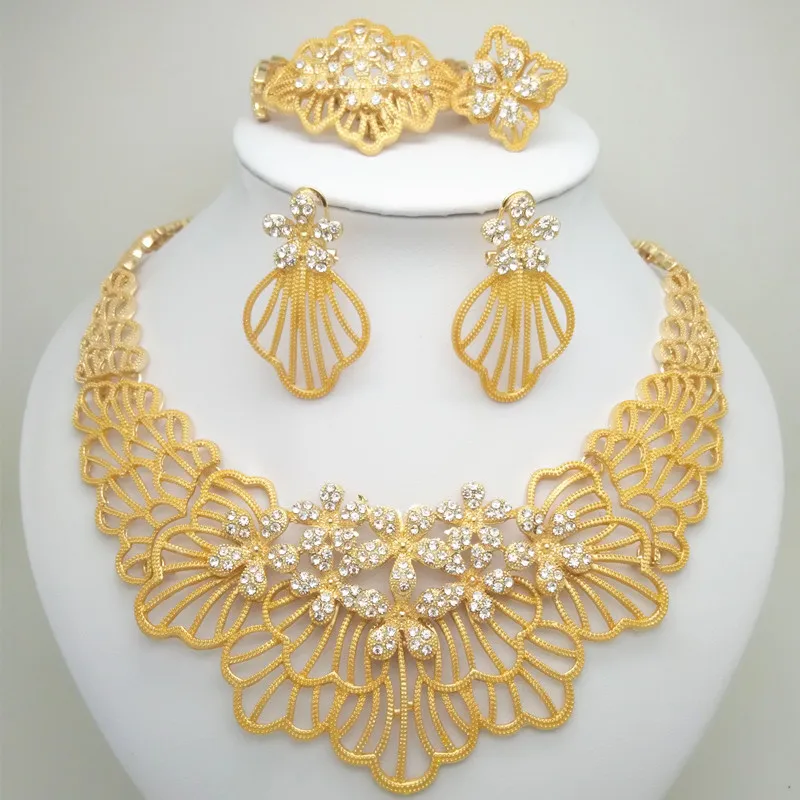 Fashion High Quality Dubai Gold-color Jewelry Sets Nigerian Wedding African Beads for women party Gift African Beads Jewelry
Fashion High Quality Dubai Gold-color Jewelry Sets Nigerian Wedding African Beads for women party Gift African Beads Jewelry