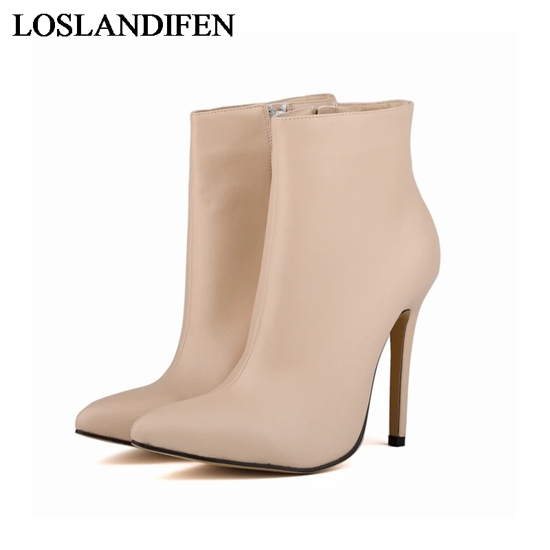 2018 Women Famous Brand Style Ankle Boots Autumn Transparent High Heels OL Shoes Woman Fashion Leather Short Boots NLK-C0085
2018 Women Famous Brand Style Ankle Boots Autumn Transparent High Heels OL Shoes Woman Fashion Leather Short Boots NLK-C0085