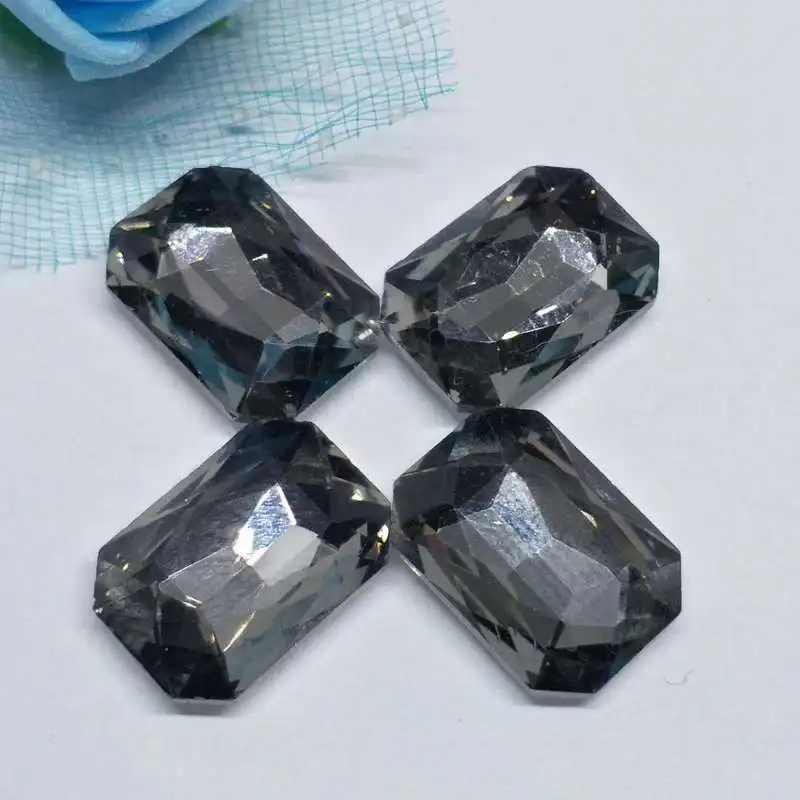 Gray Rectangular Crystal Glass Sewing Rhinestones Pointback DIY Wedding Dress 4*6 6*8 8*10 10*14 13*18 18*25
Gray Rectangular Crystal Glass Sewing Rhinestones Pointback DIY Wedding Dress 4*6 6*8 8*10 10*14 13*18 18*25