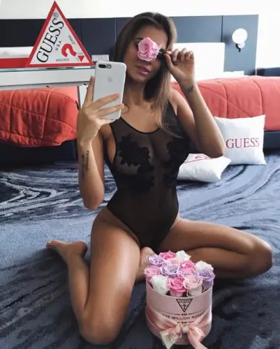 New Women One-Piece Swimsuit Beachwear Mesh See Through Sexy Swimwear Push-up Monokini Bikini Embroidered Floral Bathing
New Women One-Piece Swimsuit Beachwear Mesh See Through Sexy Swimwear Push-up Monokini Bikini Embroidered Floral Bathing