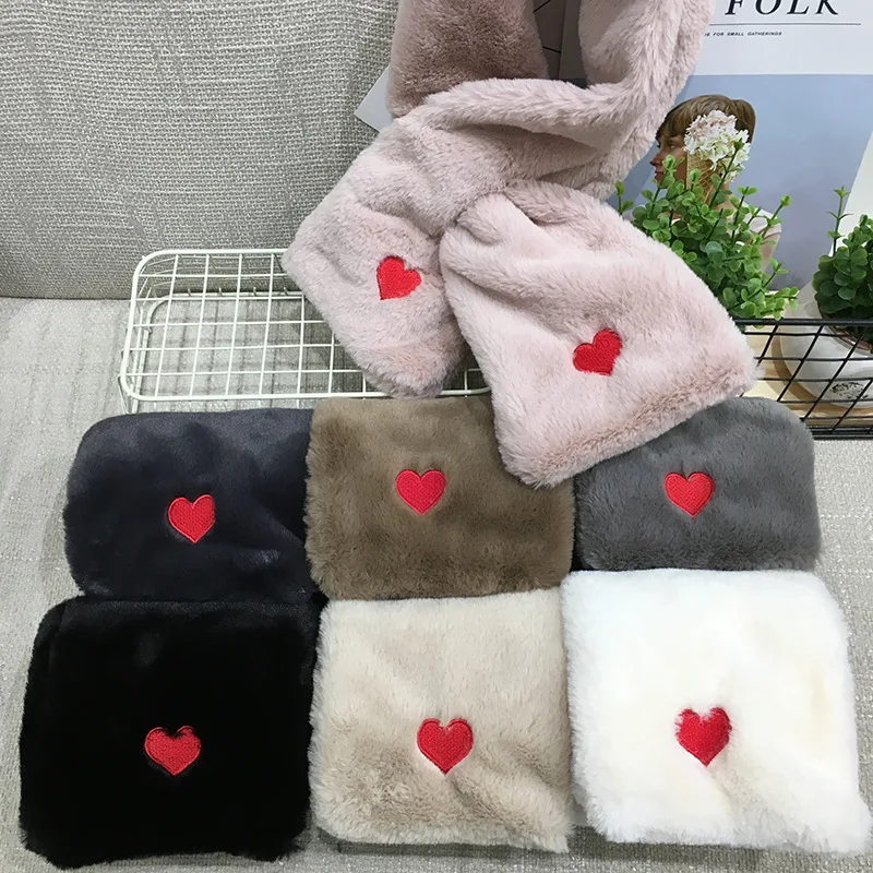 SUMEIKE New children's winter baby clothes Keep Warm Scarf Kid Heart Shape Pattern Baby Warmer Scarves
SUMEIKE New children's winter baby clothes Keep Warm Scarf Kid Heart Shape Pattern Baby Warmer Scarves