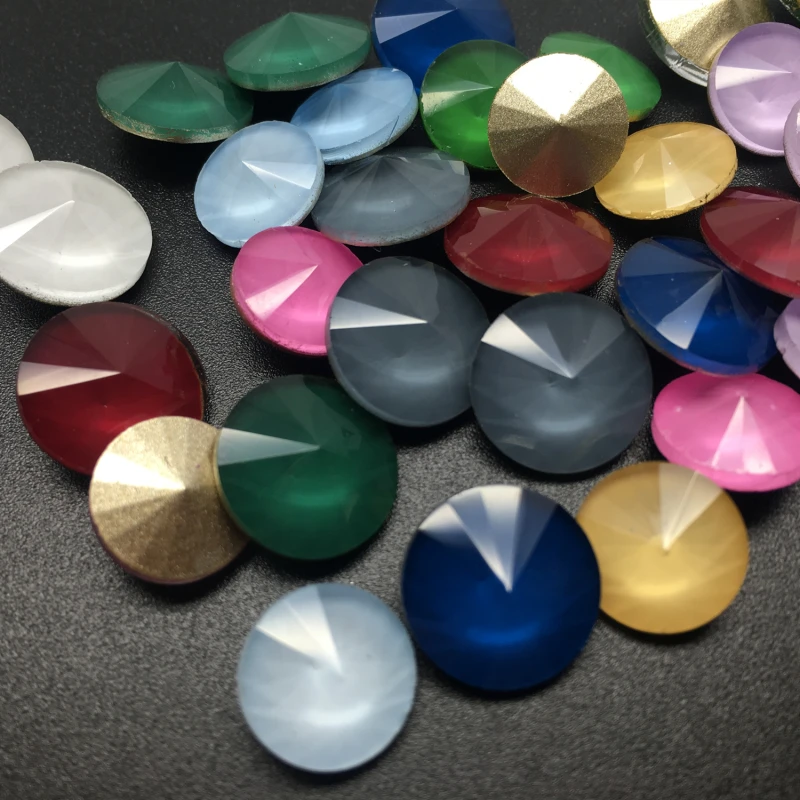 New Colors Mocha Randomly Mixed Rivoli Glass Crystal Pointback Fancy Stone 12 mm 45PCS Round Rhinestone
New Colors Mocha Randomly Mixed Rivoli Glass Crystal Pointback Fancy Stone 12 mm 45PCS Round Rhinestone