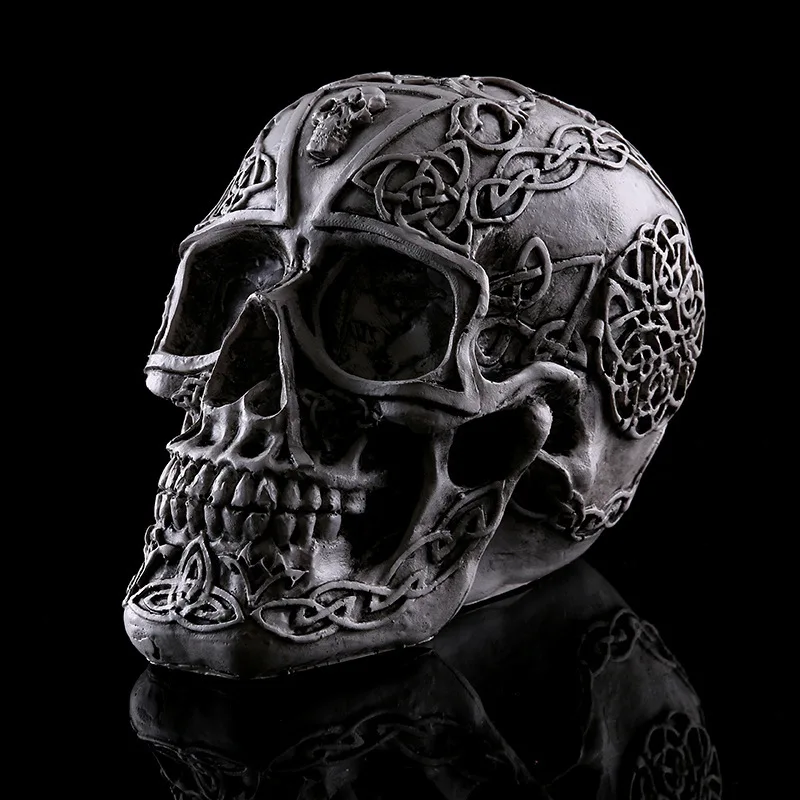 Halloween gift handsome alien ghost head skull image realistic hand-made simulation skull home decoration ornaments
Halloween gift handsome alien ghost head skull image realistic hand-made simulation skull home decoration ornaments