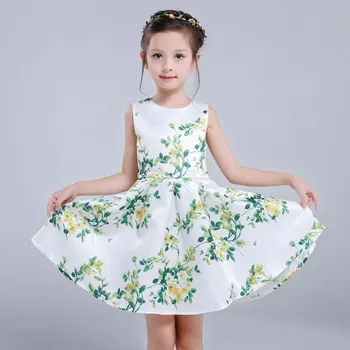 Summer Wear Green Pure and Fresh and Small Broken Flower Big Pendulum Princess Dress
Summer Wear Green Pure and Fresh and Small Broken Flower Big Pendulum Princess Dress