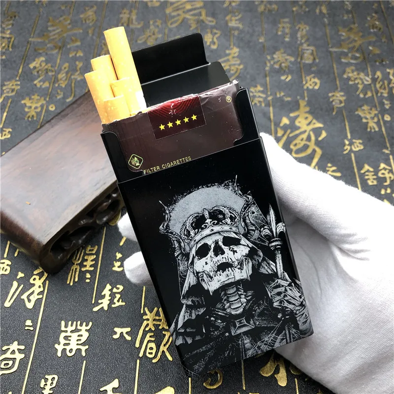 King Skeleton Alalinong N56 DIY Aluminium Alloy Metal Cigarette Case Ins Style Skull Cigarette Box Smoking Accessories Mens Gift
King Skeleton Alalinong N56 DIY Aluminium Alloy Metal Cigarette Case Ins Style Skull Cigarette Box Smoking Accessories Mens Gift