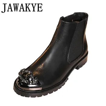 Genuine leather Short Boots flat heel metal crystal round toe Ankle Boots for women cool rhinestone chelsea martin botas mujer
Genuine leather Short Boots flat heel metal crystal round toe Ankle Boots for women cool rhinestone chelsea martin botas mujer