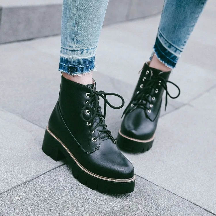 Big Size 9 10 11 12 Round-headed laced Martin boots with thick soles and thick heels
Big Size 9 10 11 12 Round-headed laced Martin boots with thick soles and thick heels