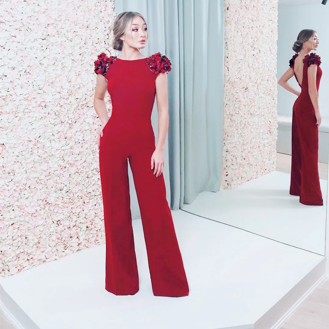 High Quality Women Fashion Event Party Wear Wine Red Floral Long Rompers Jumpsuits O Neck Cap Sleeve Burgundy Flare Jumpsuit
High Quality Women Fashion Event Party Wear Wine Red Floral Long Rompers Jumpsuits O Neck Cap Sleeve Burgundy Flare Jumpsuit