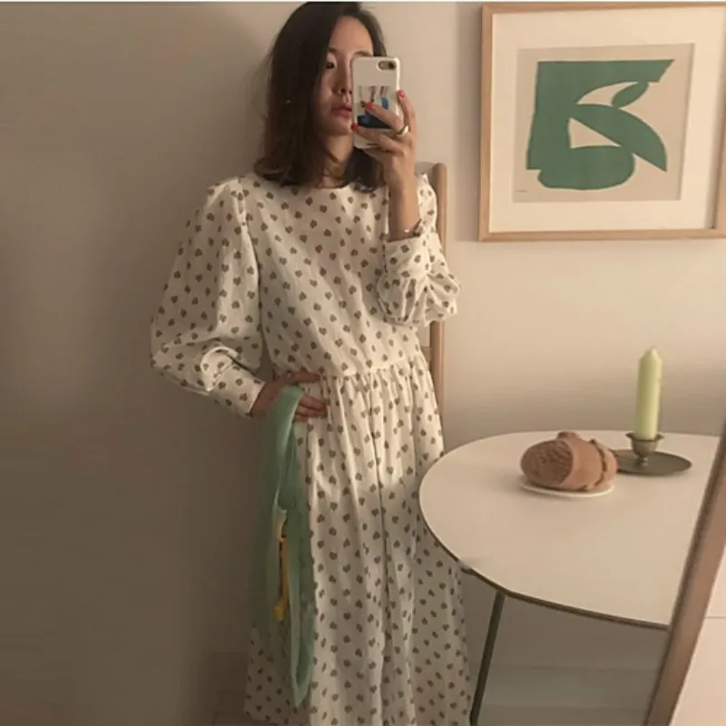 Women Summer White Long Floral Dress Long Sleeves Maxi Vestidos with Back Buttons Casual Ruffle Plus Size Robe Femme Jurken
Women Summer White Long Floral Dress Long Sleeves Maxi Vestidos with Back Buttons Casual Ruffle Plus Size Robe Femme Jurken