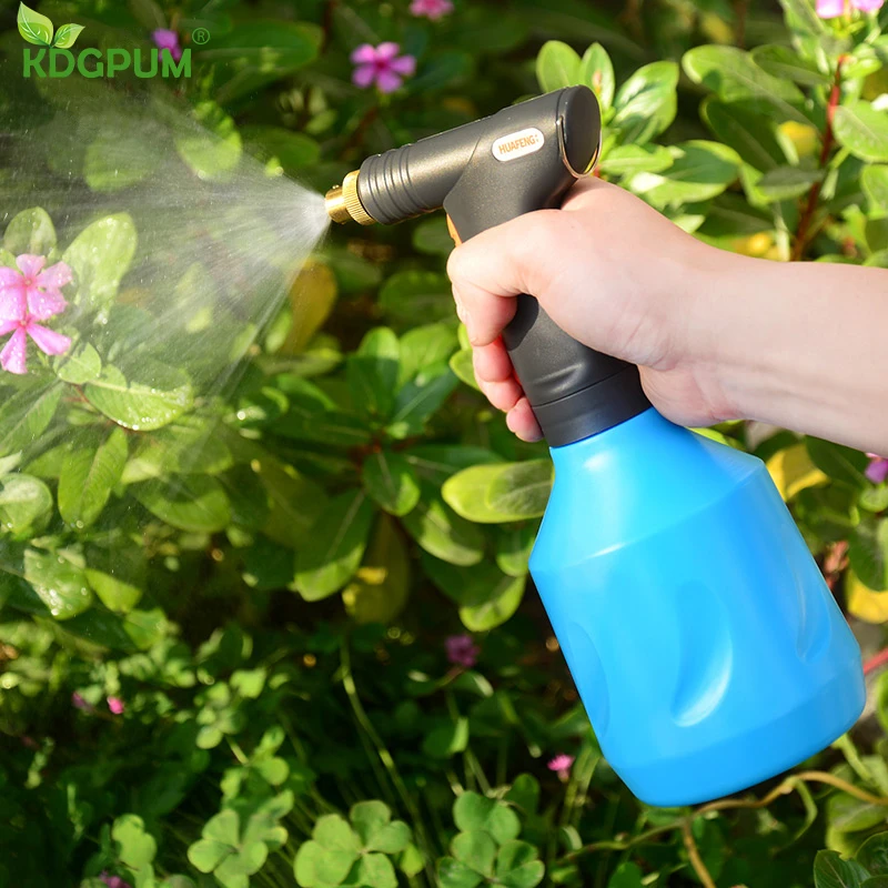 700ML Mini Watering Cans For Flower Manual Spray Bottles Hand Pressure Spray Pot Home Balcony Sprayer Gardening Tool
700ML Mini Watering Cans For Flower Manual Spray Bottles Hand Pressure Spray Pot Home Balcony Sprayer Gardening Tool
