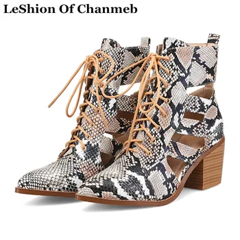 Brand Design Larger Size 34-43 44 Snake Print PU Leather Boots Woman Pointy Toe Chunky Heels Lace Up Cut Out Ankle Boots Western
Brand Design Larger Size 34-43 44 Snake Print PU Leather Boots Woman Pointy Toe Chunky Heels Lace Up Cut Out Ankle Boots Western