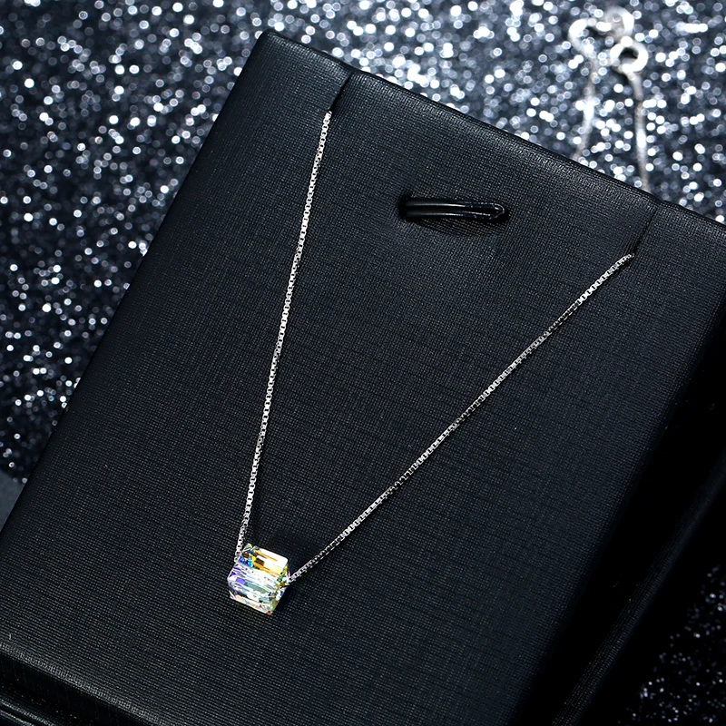 NL010 Square crystal pendant (4)