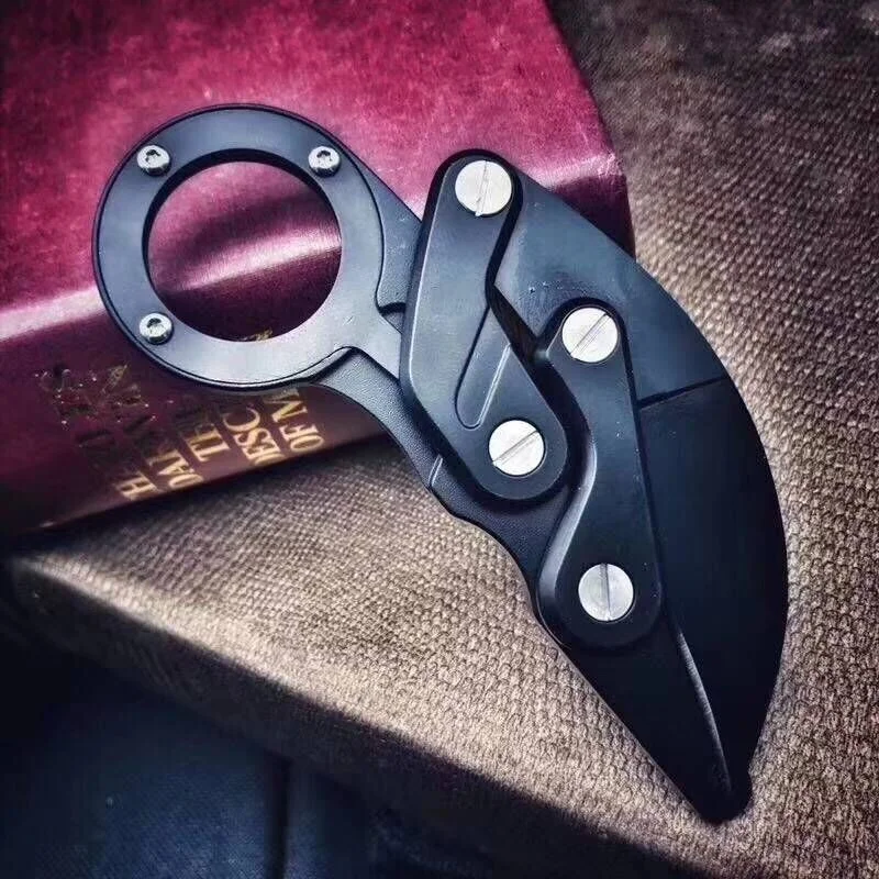 OUTDOOR &CAMPING STAINLESS STEEL Claw Knife Mechanical Folding Knifes Military Tactical Gear Sharp Karambit EDC Gifts for Men
OUTDOOR &CAMPING STAINLESS STEEL Claw Knife Mechanical Folding Knifes Military Tactical Gear Sharp Karambit EDC Gifts for Men