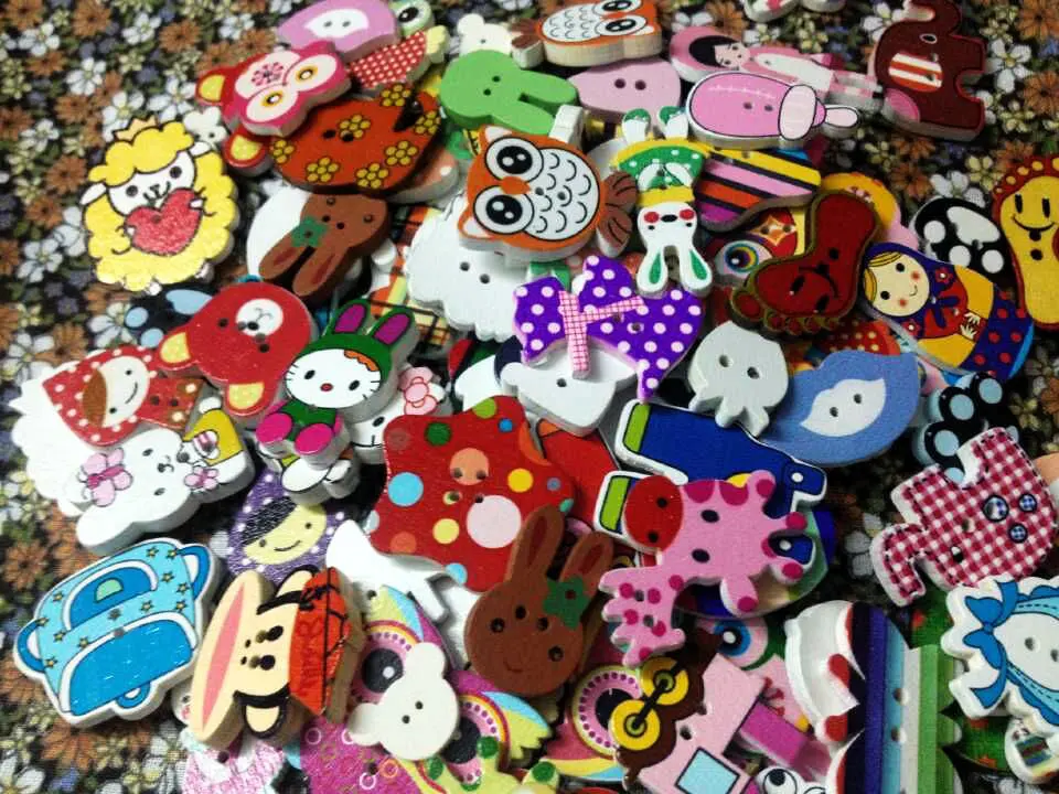 Mix Design DIY handmade Quilting for sewing patchwork Wood Painting buttons bulk child animal Cartoon Button 100pcs/lot
Mix Design DIY handmade Quilting for sewing patchwork Wood Painting buttons bulk child animal Cartoon Button 100pcs/lot
