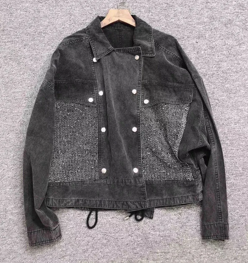 Woman Grey White Oversized Denim JACKET Drop Shoulder Front Big Pockets Double Breasted Snap Buttons HEM Drawstring Long Sleeves
Woman Grey White Oversized Denim JACKET Drop Shoulder Front Big Pockets Double Breasted Snap Buttons HEM Drawstring Long Sleeves