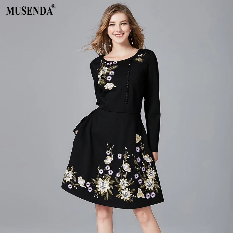 MUSENDA Plus Size Women Elegant Black Floral Embroidery Button Tunic A-Line Dress New Spring Autumn Ladies Sweet Party Dresses
MUSENDA Plus Size Women Elegant Black Floral Embroidery Button Tunic A-Line Dress New Spring Autumn Ladies Sweet Party Dresses