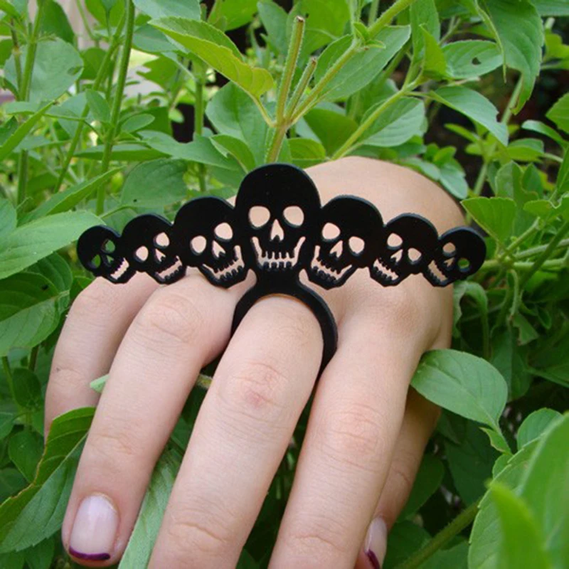 Multi Skull Acrylic Ring Personality Skeleton Head Hollow Irregular Ring Men's and Women's Party Jewelry Halloween Gifts
Multi Skull Acrylic Ring Personality Skeleton Head Hollow Irregular Ring Men's and Women's Party Jewelry Halloween Gifts