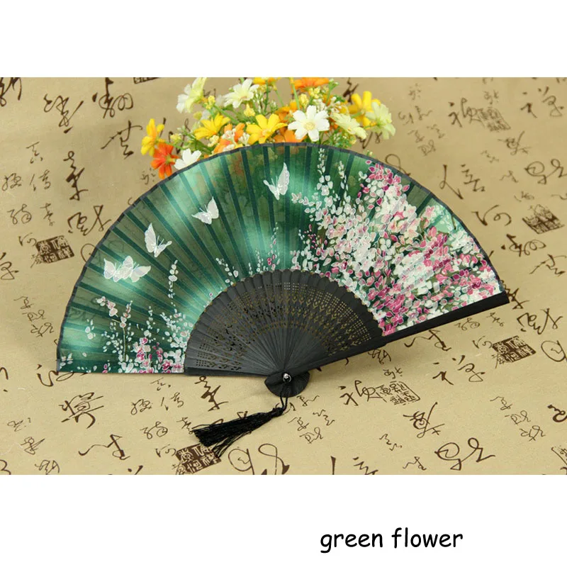 Chinese Pattern Hand Fan Home Decor Ornaments Vintage Retro Style Wedding Dance Decorative Fans Party Decor 
Chinese Pattern Hand Fan Home Decor Ornaments Vintage Retro Style Wedding Dance Decorative Fans Party Decor