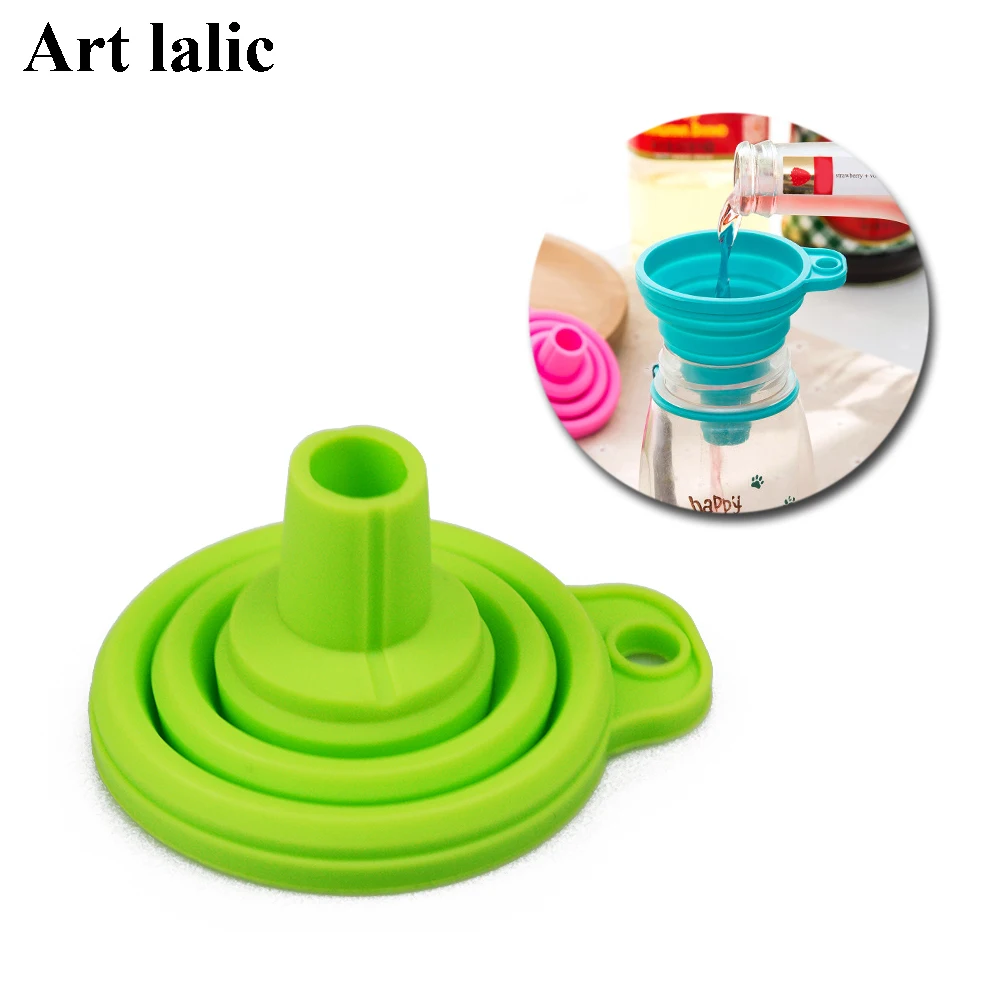 Portable Mini Silicone Gel Foldable Collapsible Style Funnel Hopper Kitchen Tool Practical Home Water Filler Tool
Portable Mini Silicone Gel Foldable Collapsible Style Funnel Hopper Kitchen Tool Practical Home Water Filler Tool