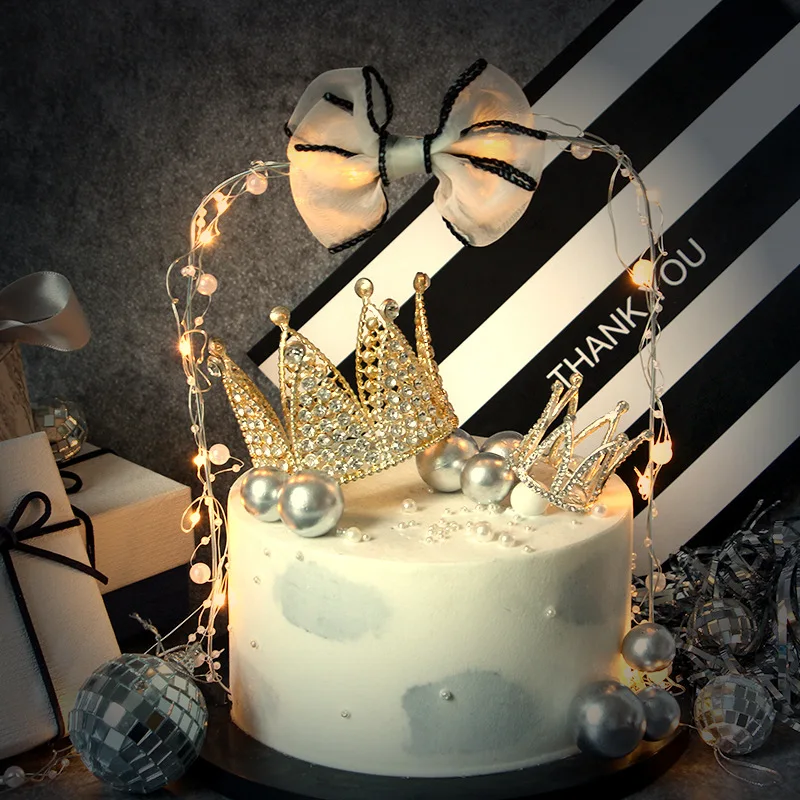 Cake topper decoration Arch wrought iron pearl bow cake decoration Party dessert table decoration flag
Cake topper decoration Arch wrought iron pearl bow cake decoration Party dessert table decoration flag