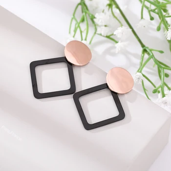 5Pair Vintage Black Square Hollow Stainless Steel Drop Earrings Personality Tide Girl Women's Earrings Jewelry Gifts
5Pair Vintage Black Square Hollow Stainless Steel Drop Earrings Personality Tide Girl Women's Earrings Jewelry Gifts