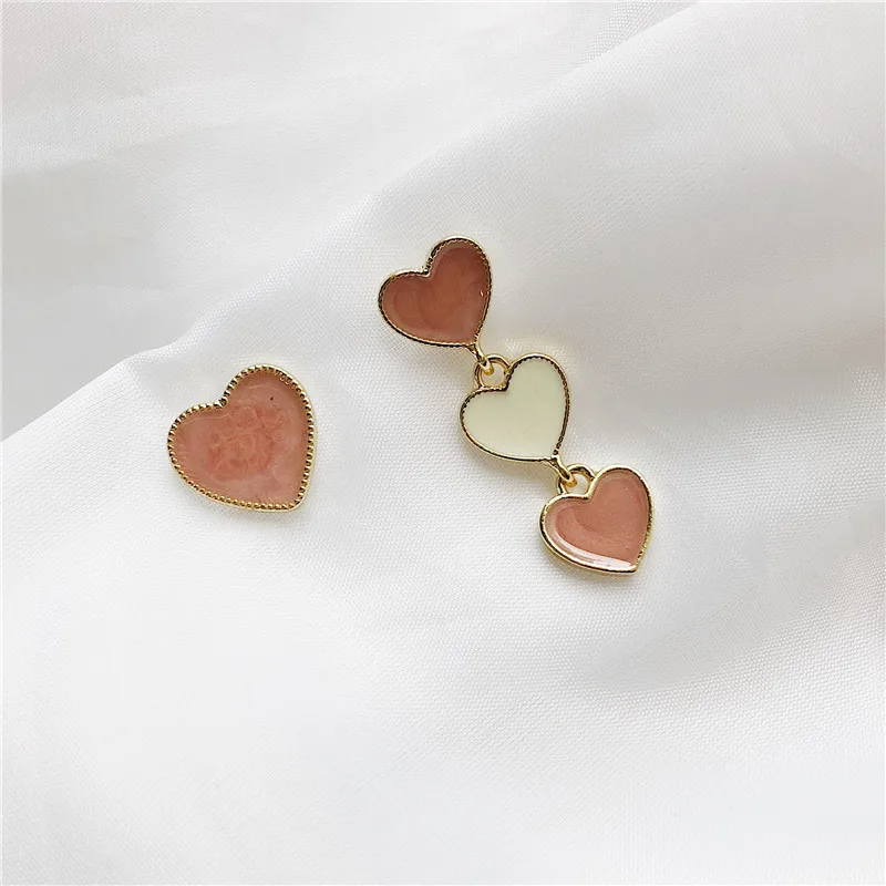 2019 Charm Sweet Asymmetric Heart Earrings Cute Geometric Earrings For Women Wedding Jewelry Orecchini Brincos boucle d'oreille
2019 Charm Sweet Asymmetric Heart Earrings Cute Geometric Earrings For Women Wedding Jewelry Orecchini Brincos boucle d'oreille
