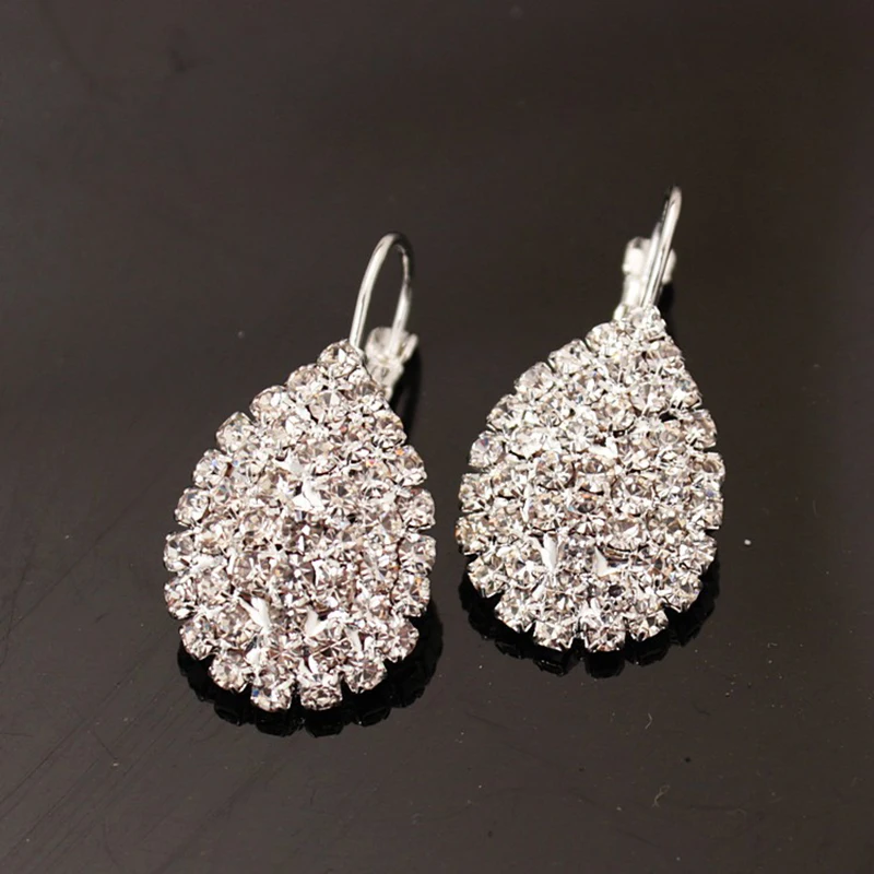 1 Pair Fashion Water Drop Imitation Crystal Hoop Earrings For Women Gift Jewelry Accessories Brincos Bijoux boucle d'oreille
1 Pair Fashion Water Drop Imitation Crystal Hoop Earrings For Women Gift Jewelry Accessories Brincos Bijoux boucle d'oreille