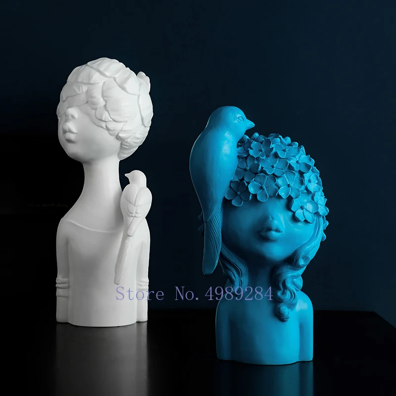 Nordic Creative Resin Abstract character art decoration girl sculpture Home living room accessories Housewarming gift
Nordic Creative Resin Abstract character art decoration girl sculpture Home living room accessories Housewarming gift