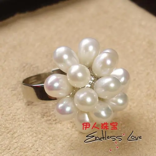 Flower Shape Fashion Freshwater Pearl Ring, Beautiful Resizable/Adjustable Finger Jewelry Party Accessory Gift +Free Shipping
Flower Shape Fashion Freshwater Pearl Ring, Beautiful Resizable/Adjustable Finger Jewelry Party Accessory Gift +Free Shipping