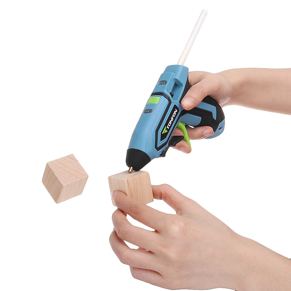 3.6V Lithium-Ion Hot Melt Glue Gun With 5pcs Glue Sticks For Toy Assembly, Paper Box Assembly, Frame Repairing
3.6V Lithium-Ion Hot Melt Glue Gun With 5pcs Glue Sticks For Toy Assembly, Paper Box Assembly, Frame Repairing