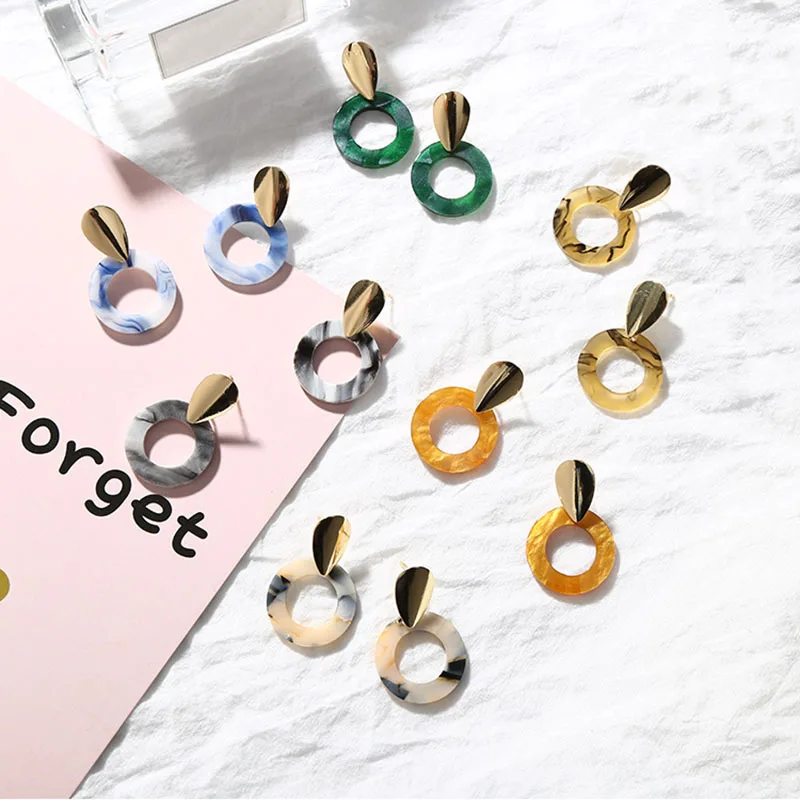 Korean Simple Acrylic Earrings Water Drop Gold Color Metal Hollow Round Drop Earrings For Women Jewelry Geometric Dangle Earring
Korean Simple Acrylic Earrings Water Drop Gold Color Metal Hollow Round Drop Earrings For Women Jewelry Geometric Dangle Earring