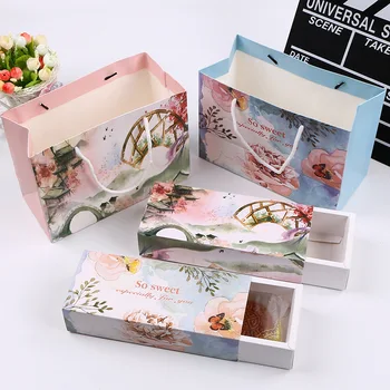 10Pcs mooncake gift boxes kawaii floral pattern gift boxes cookie mooncake gift paper box bag macaron chocolate snacks container
10Pcs mooncake gift boxes kawaii floral pattern gift boxes cookie mooncake gift paper box bag macaron chocolate snacks container