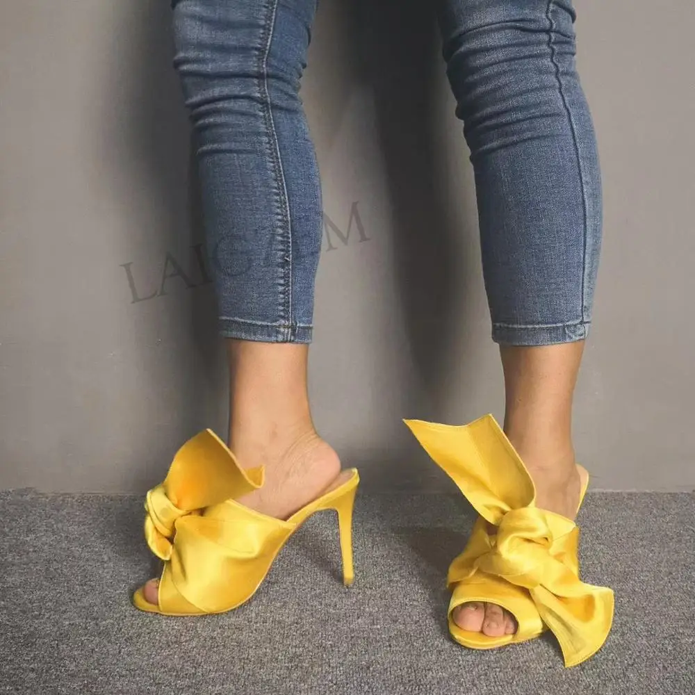 LAIGZEM Women Sandals Mules Slip On High Heels Big Bowtie Party Sandalias Verano Mujer Chaussure Sapato Feminino Big Size 34-52
LAIGZEM Women Sandals Mules Slip On High Heels Big Bowtie Party Sandalias Verano Mujer Chaussure Sapato Feminino Big Size 34-52