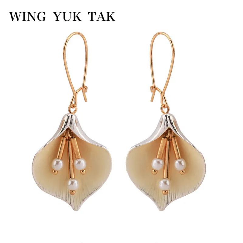 wing yuk tak Flower Earrings For Women Brincos Romantic Simulated Pearl Drop Earrings Orecchini Statement Jewelry
wing yuk tak Flower Earrings For Women Brincos Romantic Simulated Pearl Drop Earrings Orecchini Statement Jewelry