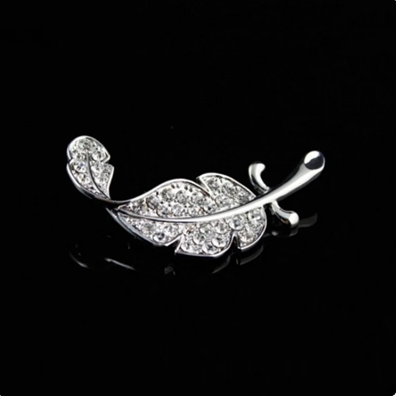 Fashion Luxury Crystal feather brooch Full of Czech leaves brooch foliage brooch free shipping
Fashion Luxury Crystal feather brooch Full of Czech leaves brooch foliage brooch free shipping