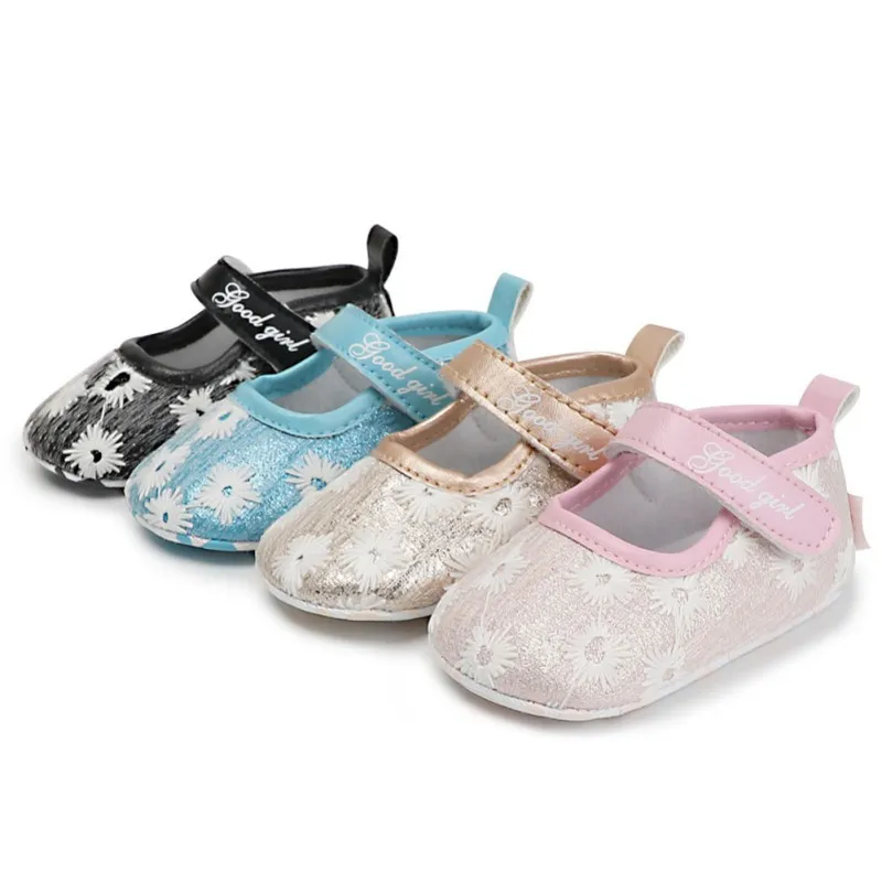New Baby Girl Children's Shoes Embroidered Children's Shoes Soft Bottom Baby Toddler Shoes Comfortable Baby Shoes
New Baby Girl Children's Shoes Embroidered Children's Shoes Soft Bottom Baby Toddler Shoes Comfortable Baby Shoes