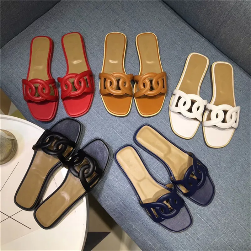 19SS Circle Shaped Open Toe Leather Summer Slippers Outside Slip On Soft Flat Slides Beach Shoes Fashion Casual Woman Shoes 
19SS Circle Shaped Open Toe Leather Summer Slippers Outside Slip On Soft Flat Slides Beach Shoes Fashion Casual Woman Shoes