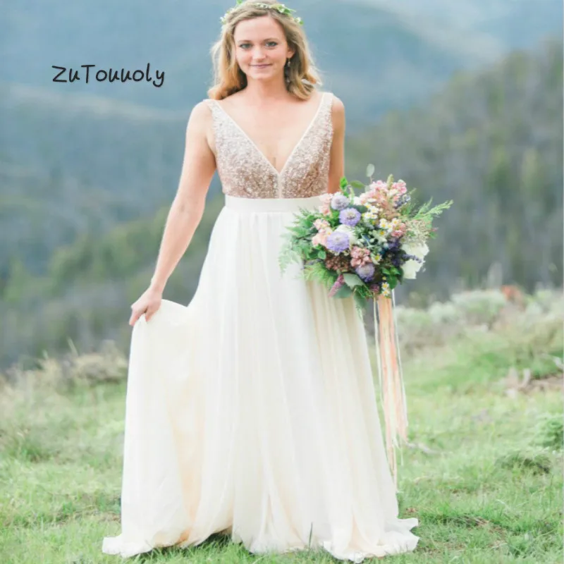 Rustic Backless Boho Wedding Dress Deep V Neck Top Rose Gold Sequins And Chiffon Bohemian Wedding Dress 2019 Cheap weeding dress
Rustic Backless Boho Wedding Dress Deep V Neck Top Rose Gold Sequins And Chiffon Bohemian Wedding Dress 2019 Cheap weeding dress