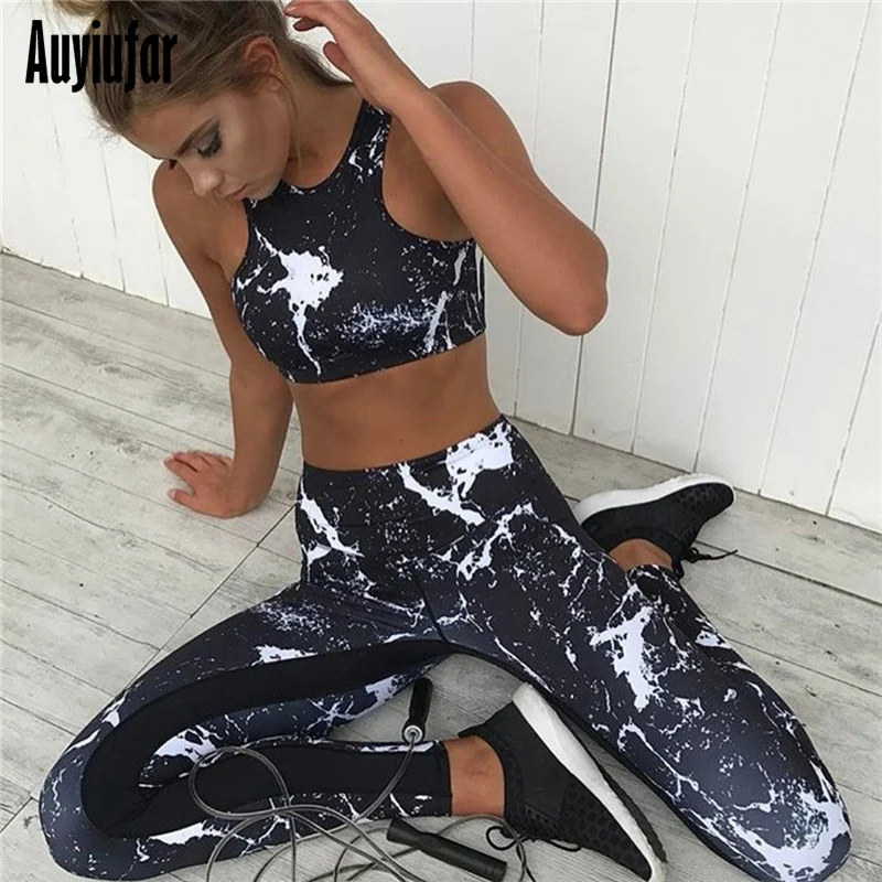 Auyiufar 3D Print Sportswear Female Tracksuit Fitness Set 2018 Athleisure Women O Neck Black White Cropped Top fashion 2 PCS Hot
Auyiufar 3D Print Sportswear Female Tracksuit Fitness Set 2018 Athleisure Women O Neck Black White Cropped Top fashion 2 PCS Hot