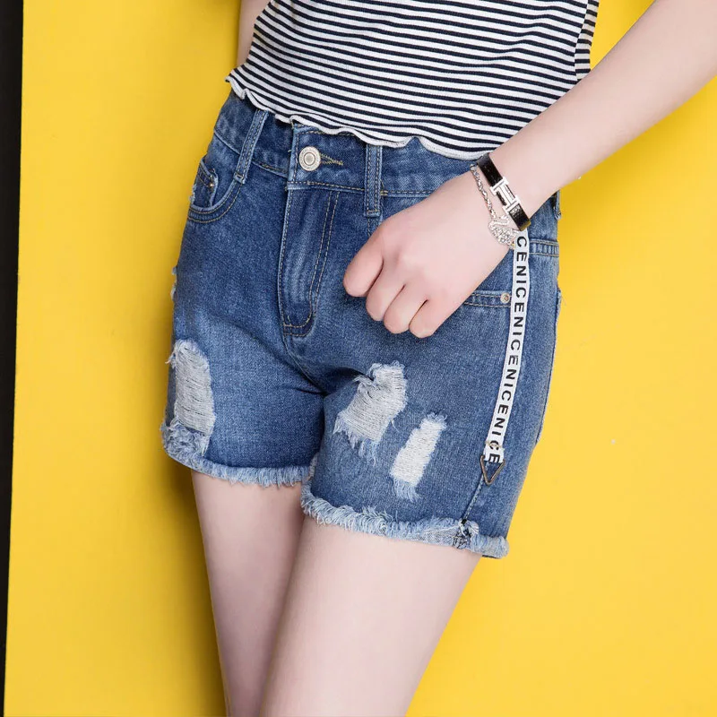 High quality plus size mid waist denim shorts for women Casual tassel jeans shorts 2017 new summer hot Women's denim shorts CS61
High quality plus size mid waist denim shorts for women Casual tassel jeans shorts 2017 new summer hot Women's denim shorts CS61